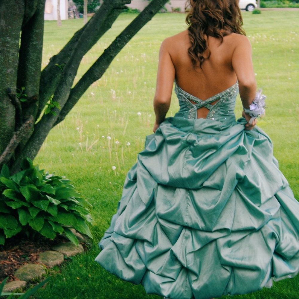 Prom Dress Low Cut Out Ruffle Beaded Long Dresses